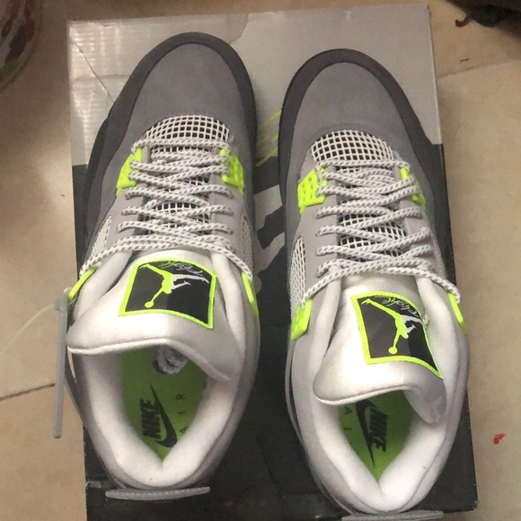 Jordan 4’s - Picture 2 of 4